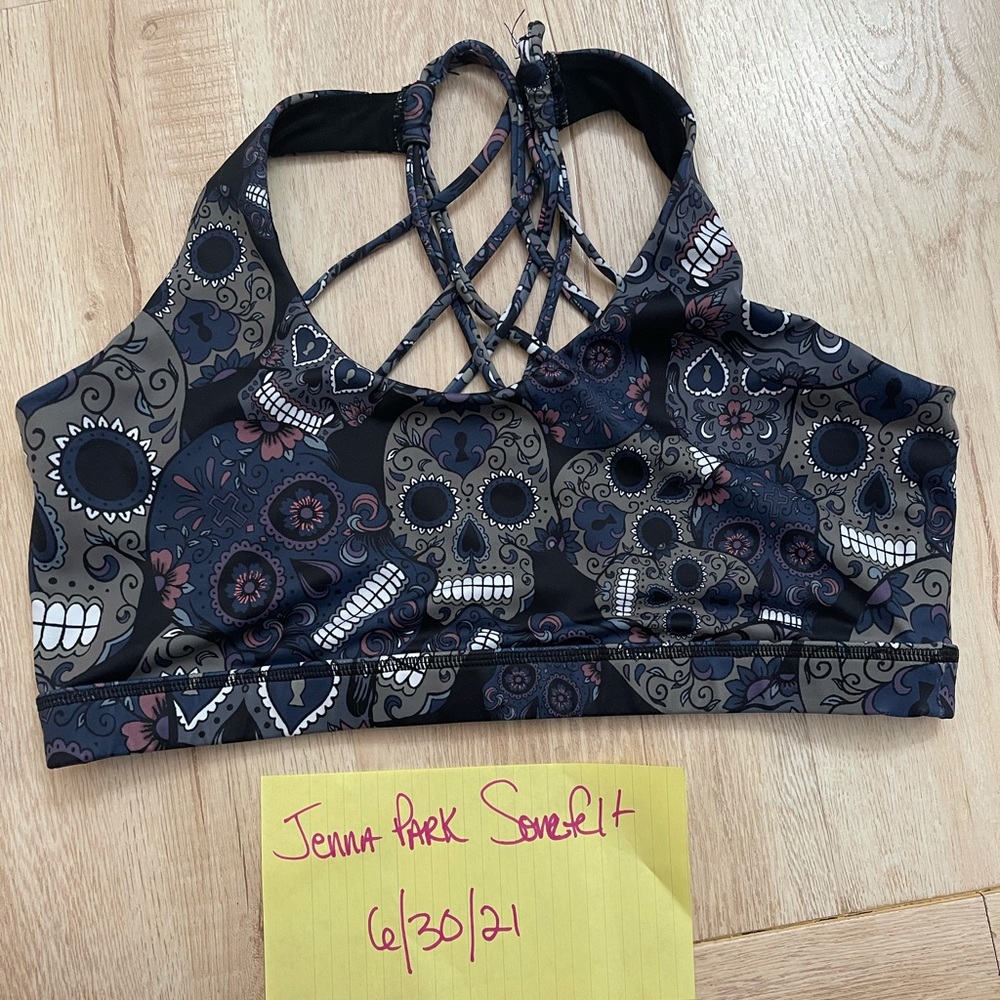 CVG midnight skulls bra